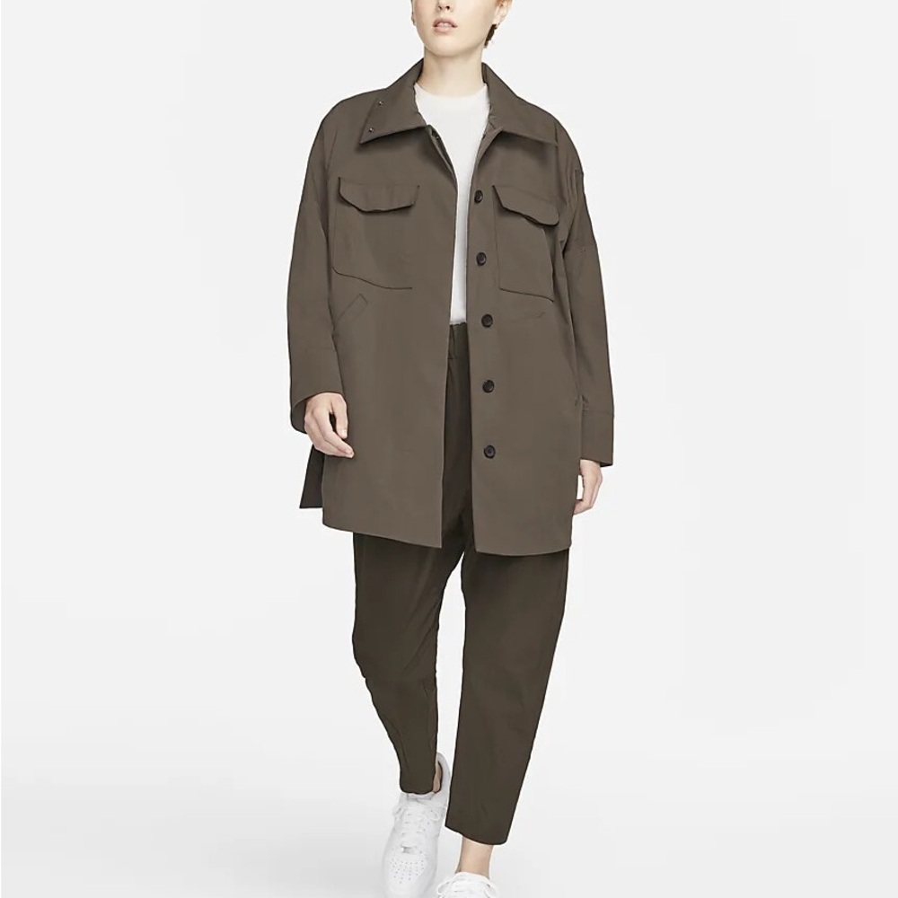 Nike ESC Made in Italy Women’s Bonded Jacket Fashion Show Collection
